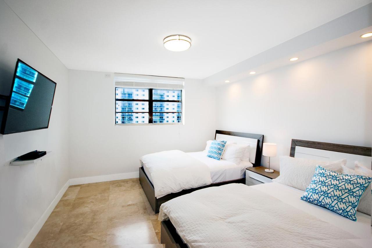 Ocean Reserve Luxury Condos Across From Sunny Isles Beach Miami Beach Exterior photo